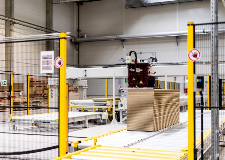 4_PARTICLE_BOARDS_manufacturer_supplier_producer_distributor_wholesaler_in_Europe_VMG_LIGNUM_-BOARD-_pa4-aspect-ratio-735-525