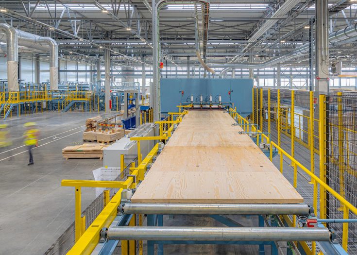 6_LVL_LAMINATED_VENEER_LUMBER_manufacturer_certified_LVL_beams_LVL_columns_LVL_panels_VMG_LIGNUM_LVL_lv6-aspect-ratio-735-525