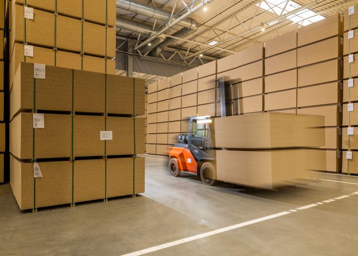 7_PARTICLE_BOARDS_manufacturer_supplier_producer_distributor_wholesaler_in_Europe_VMG_LIGNUM_-BOARD-_pa7-aspect-ratio-735-525