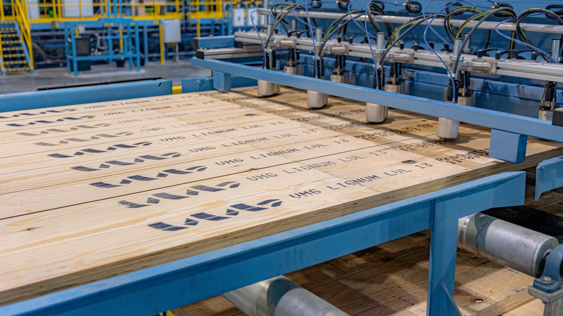 LVL_I_JOIST_PARTICLE_BOARDS_manufacturer_supplier_producer_distributor_wholesaler_in_Europe_FACTORY_in_Europe_VMG_LIGNUM_h13-aspect-ratio-1920-1080